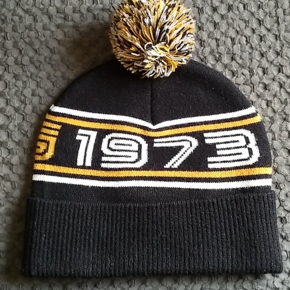 Roots hat - Picture 2 of 2